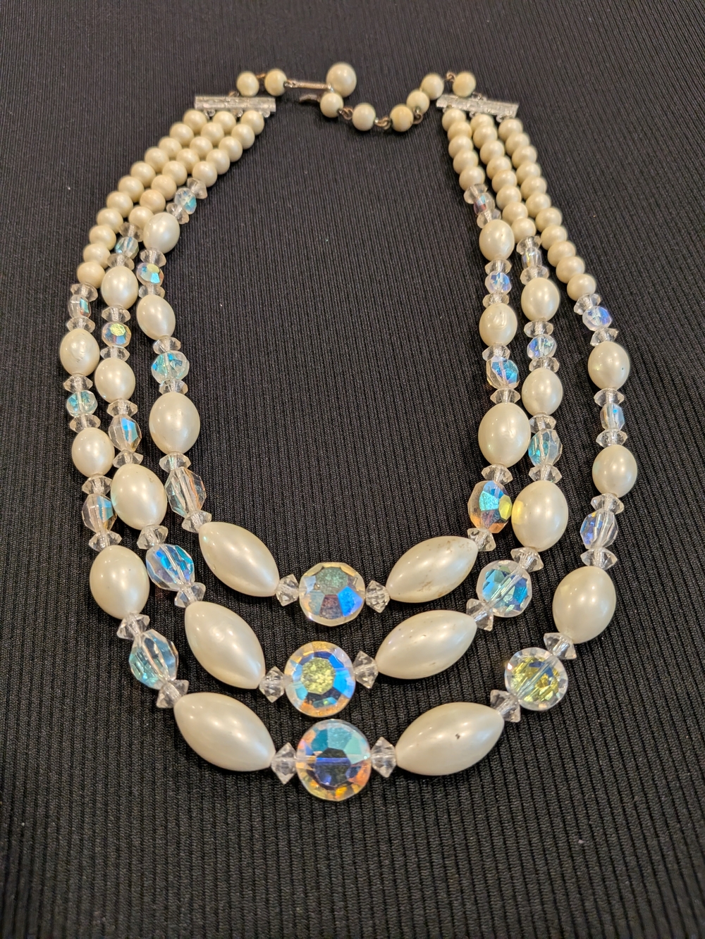 B5: Vintage Multi-Strand Cream  & AB Beaded ChockerNecklace 9" 1950-60s